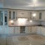 Шикарная кухонная мебель в Классическом стиле с фасадами МДФ эмаль патина бронза без стеновой панели 5